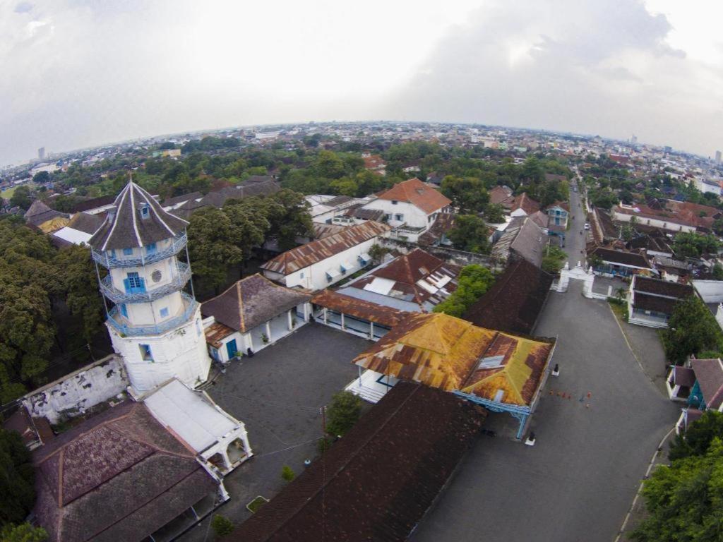 Aziza Syariah Hotel Solo By Horison Exterior photo