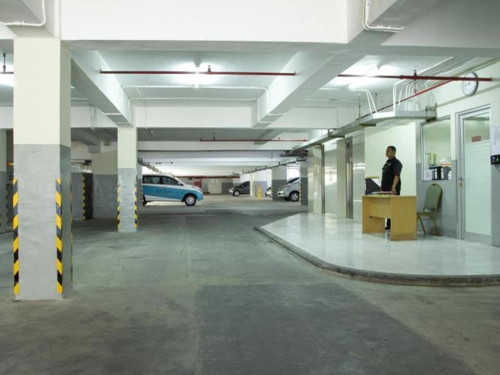 Aziza Syariah Hotel Solo By Horison Exterior photo